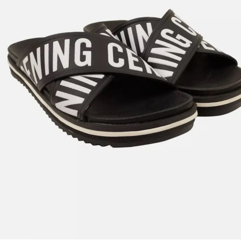 Women’s 0pening  Ceremony Slides Size 9